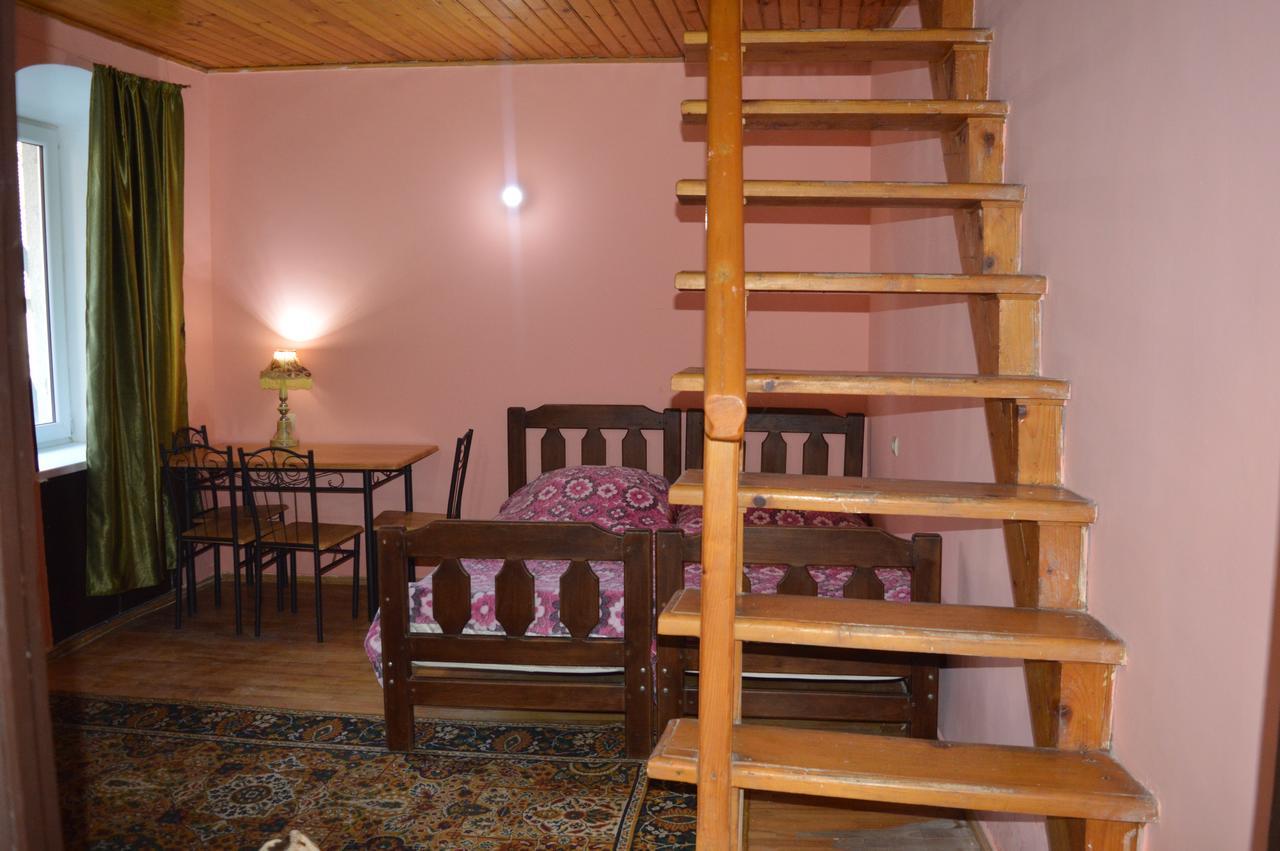 Vintage House 19 Century Appartement Tbilisi Buitenkant foto